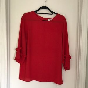 Adorable maternity outfit